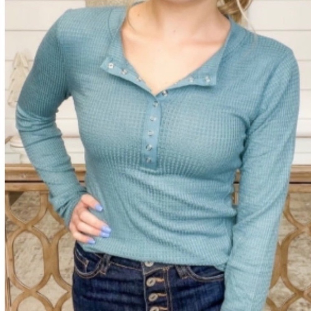 New Zenana Small Womens Dusty Teal Blue Waffle Long Sleeve Henley JT-2155G7